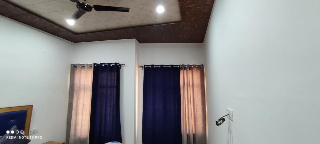 Noor Guest House レー エクステリア 写真